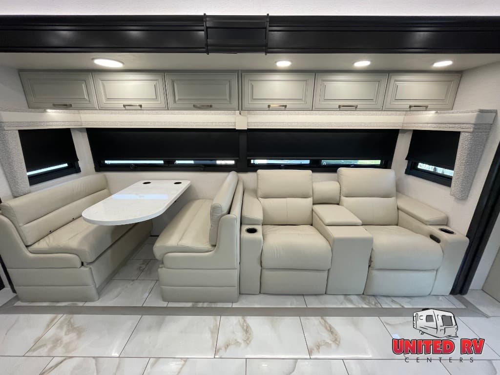2027 Entegra Coach 2027 Entegra Coach Accolade XL - thumbnail 19