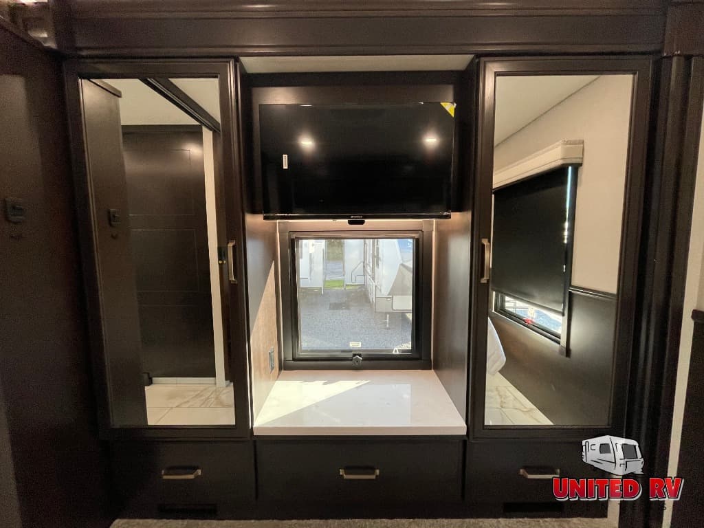 2027 Entegra Coach 2027 Entegra Coach Accolade XL - thumbnail 33