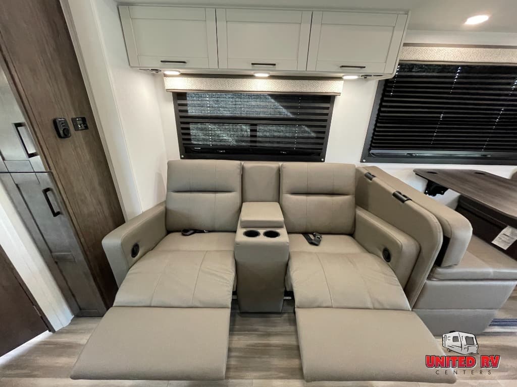 2026 Entegra Coach 2026 Entegra Coach Odyssey - thumbnail 16