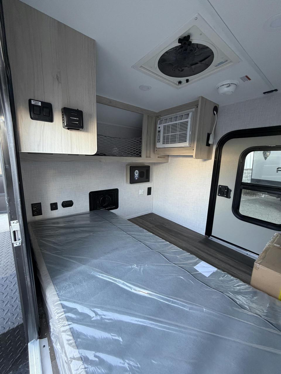 2026 Skinny Guy Campers 2026 Skinny Guy Campers Armor Lt Teardrop Trailer - thumbnail 11