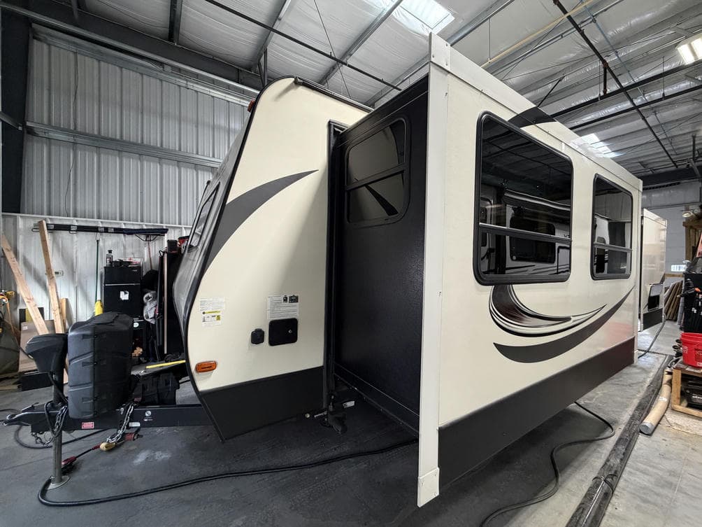 2018 Keystone RV 2018 Keystone RV Sprinter - thumbnail 5