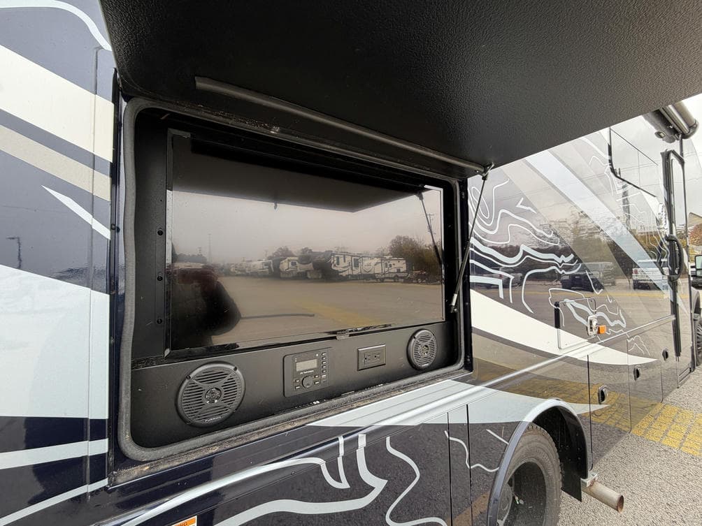 2023 Jayco 2023 Jayco Seneca XT - thumbnail 5