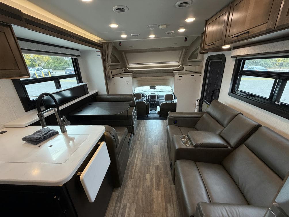 2023 Jayco 2023 Jayco Seneca XT - thumbnail 13