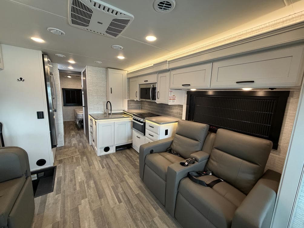 2025 Jayco 2025 Jayco Precept - thumbnail 12