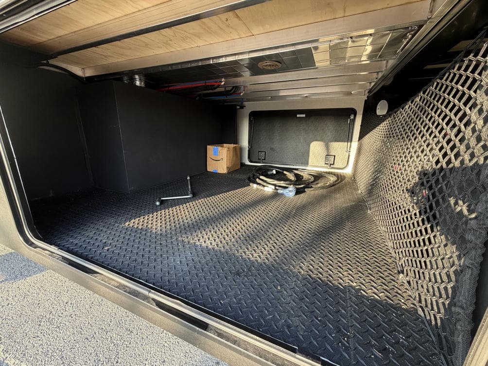 2024 Venture RV 2024 Venture RV SportTrek Touring Edition - thumbnail 2