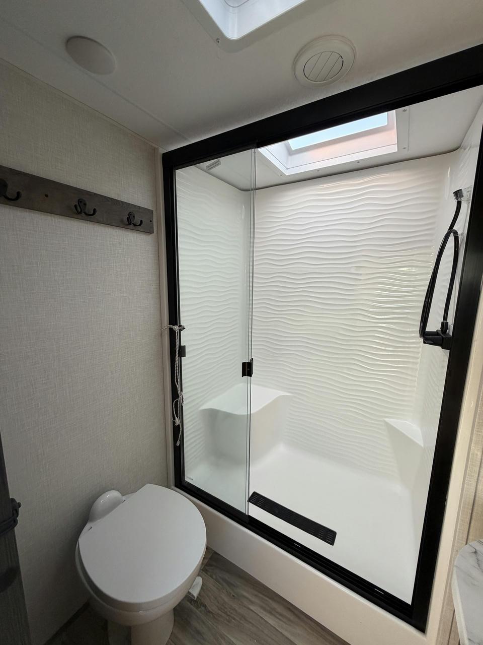 2024 Venture RV 2024 Venture RV SportTrek Touring Edition - thumbnail 15