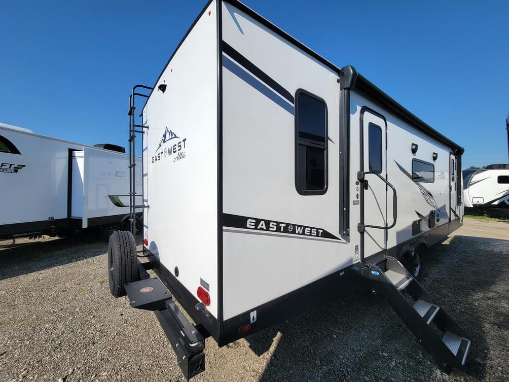 2024 East To West 2024 East To West Alta Series-M - thumbnail 12