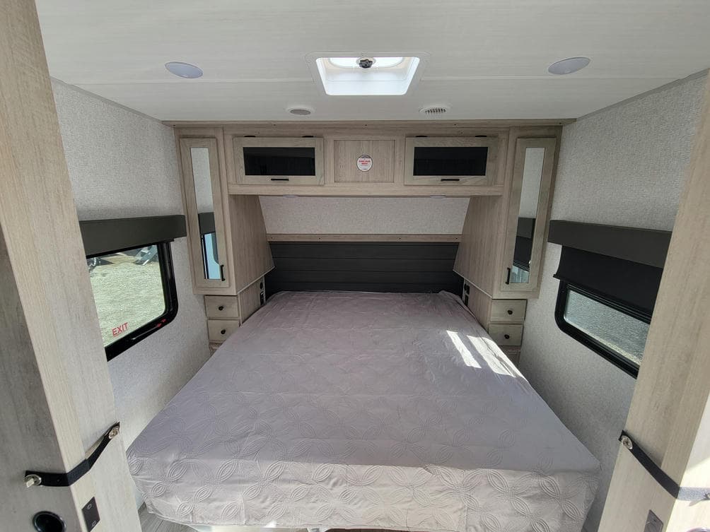 2024 East To West 2024 East To West ALTA - thumbnail 12