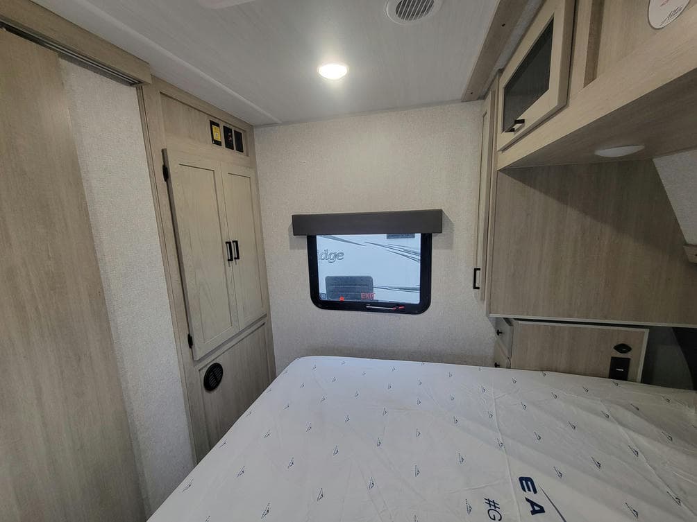 2025 East To West 2025 East To West ALTA - thumbnail 12