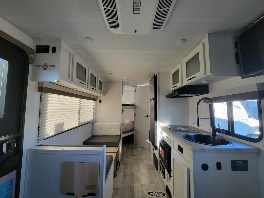 2024 Forest River 2024 Forest River No Boundaries - thumbnail 9