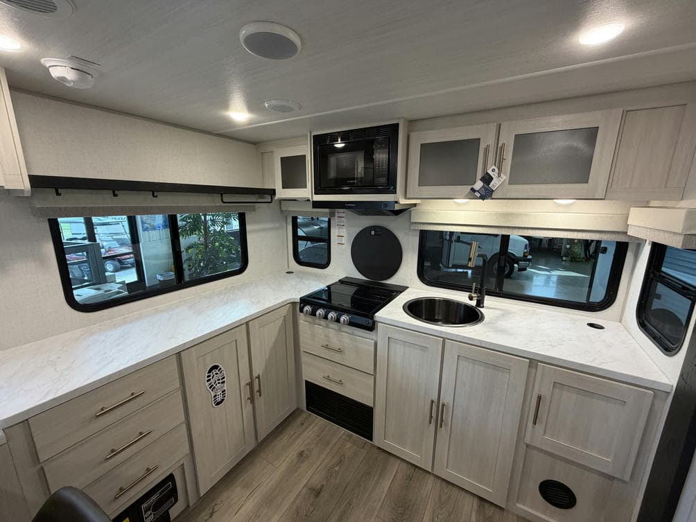 2026 Forest River 2026 Forest River R-Pod - thumbnail 11