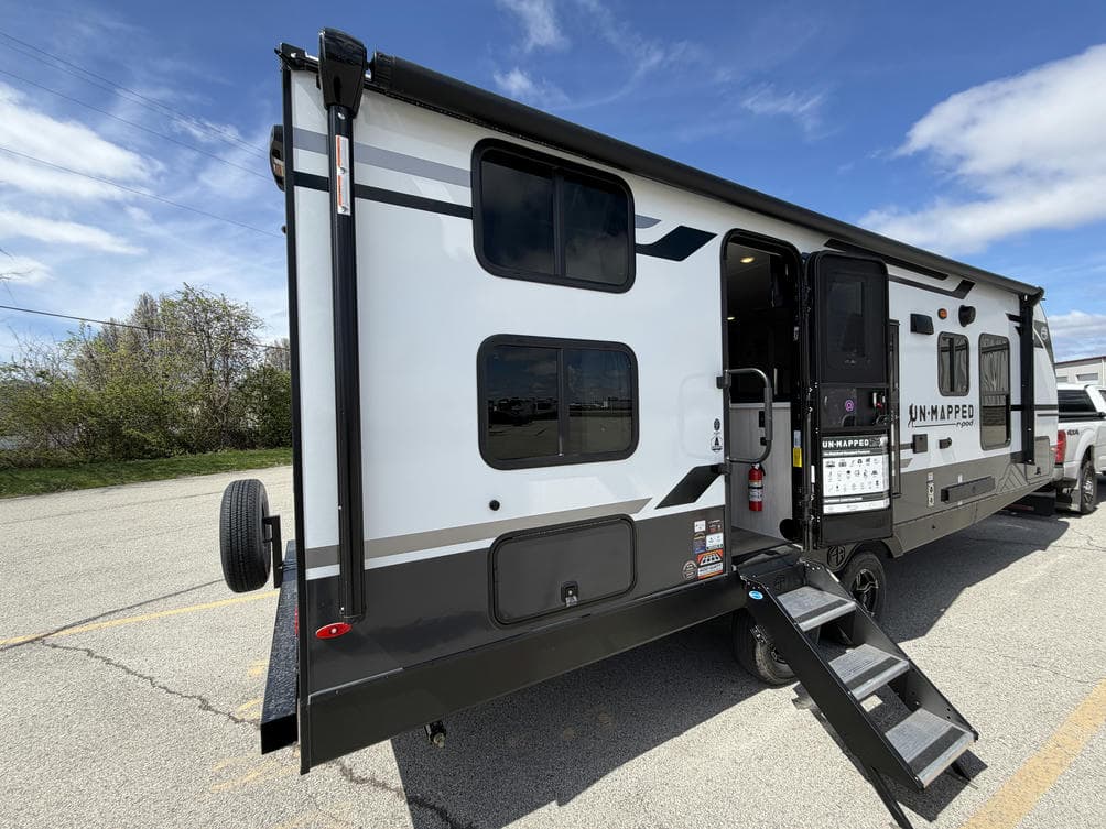 2026 Forest River 2026 Forest River R-Pod Un-Mapped - thumbnail 4