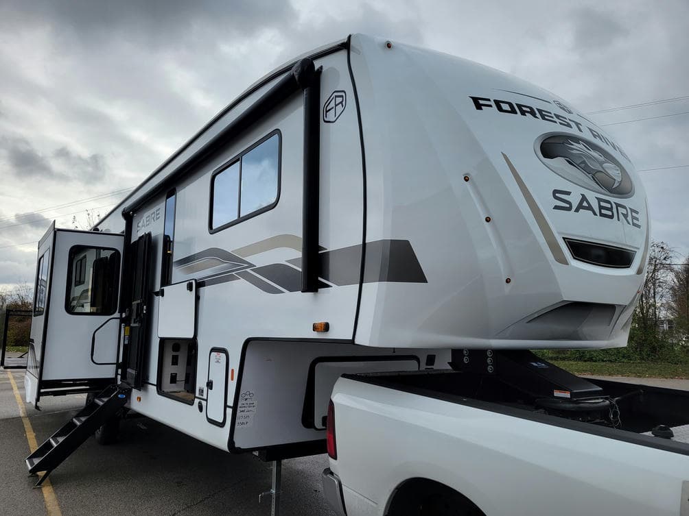 2025 Forest River Sabre 33RLP