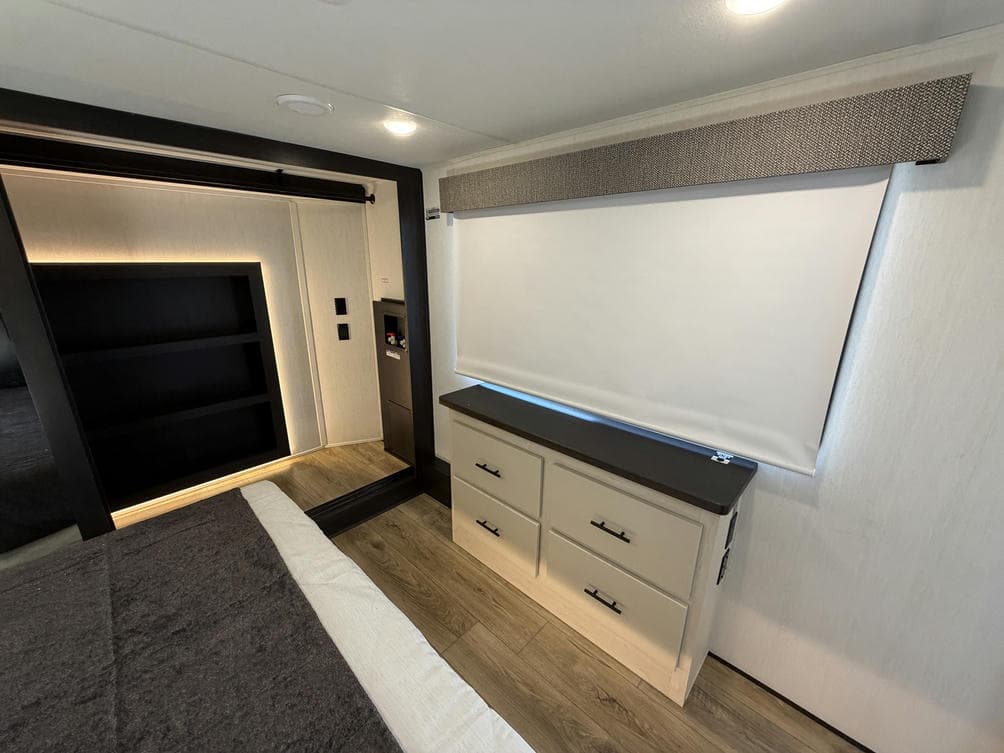 2026 Forest River 2026 Forest River Cherokee - thumbnail 23