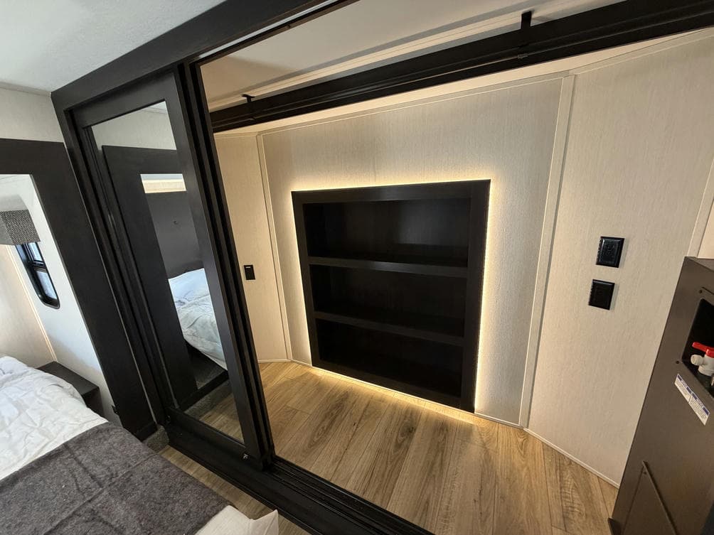 2026 Forest River 2026 Forest River Cherokee - thumbnail 24