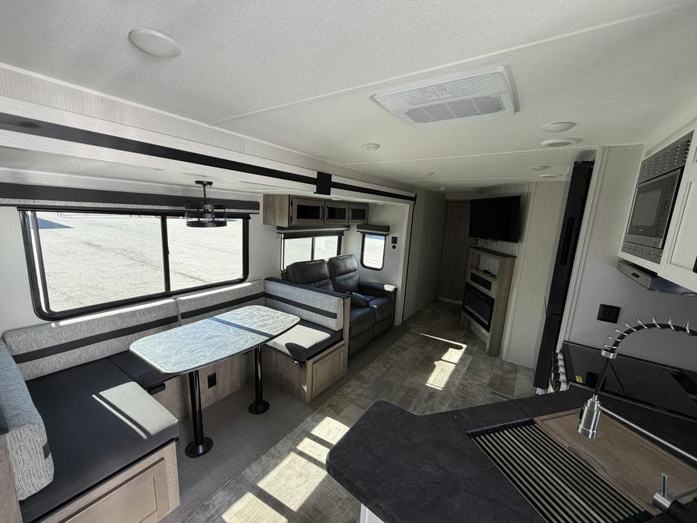 2025 Palomino 2025 Palomino Puma - thumbnail 6