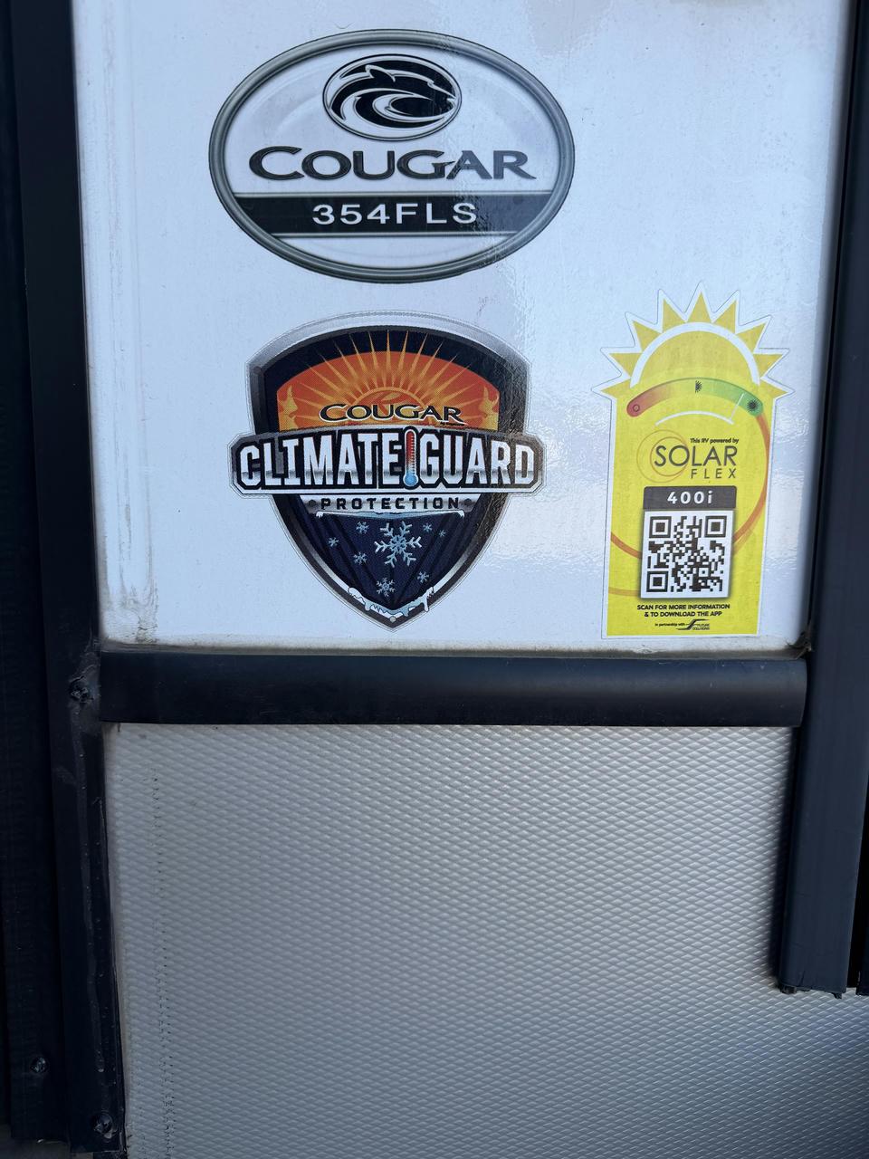 2022 Keystone RV 2022 Keystone RV Cougar - thumbnail 2