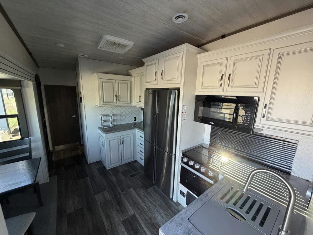 2022 Keystone RV 2022 Keystone RV Cougar - thumbnail 7