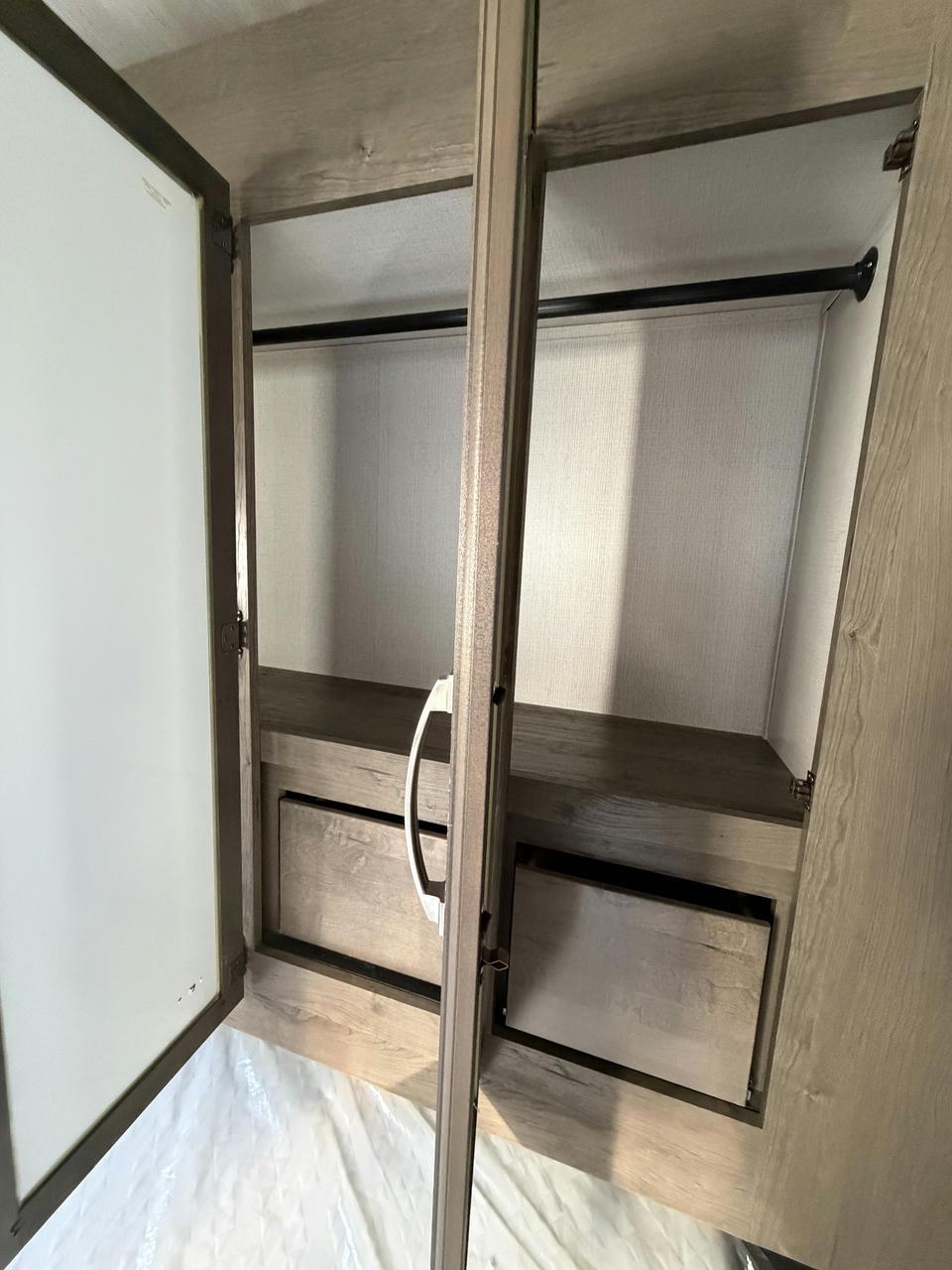 2022 Keystone RV 2022 Keystone RV Cougar - thumbnail 18