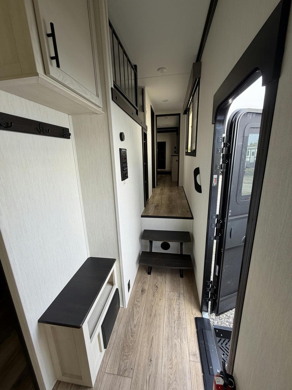 2026 Forest River 2026 Forest River Sabre - thumbnail 19