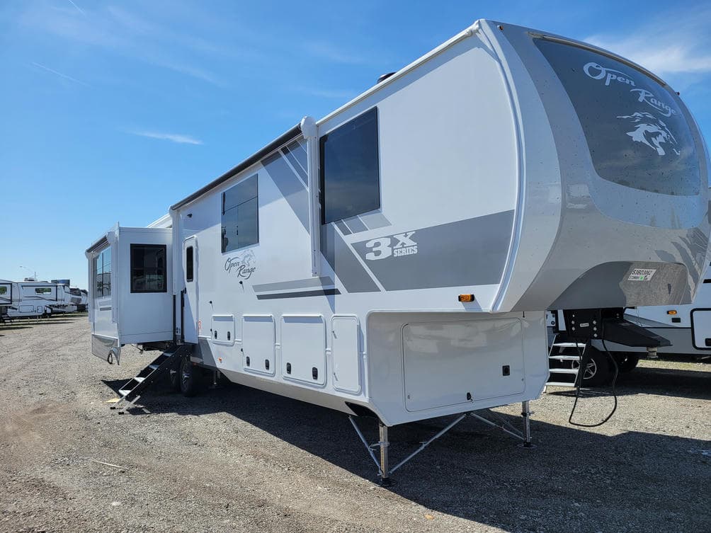 2025 Highland Ridge RV Open Range 3X 372MBH