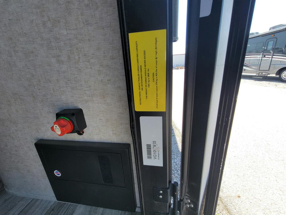 2019 Forest River 2019 Forest River Vengeance - thumbnail 9