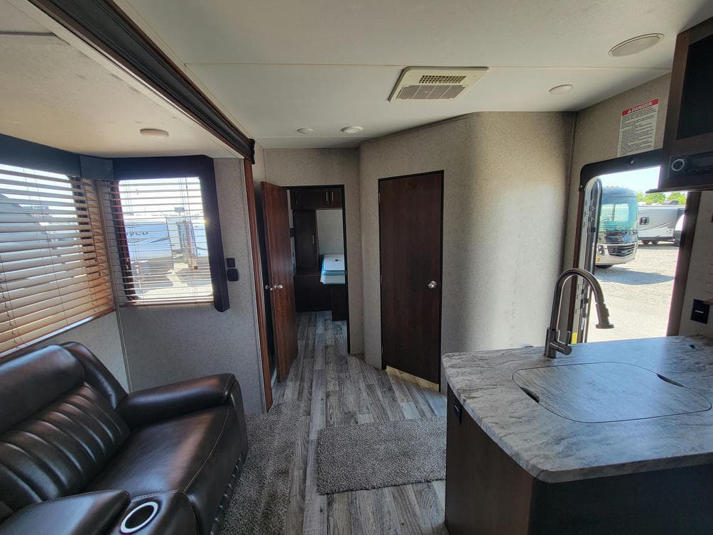 2019 Forest River 2019 Forest River Vengeance - thumbnail 16