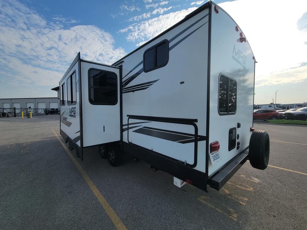 2021 Cruiser 2021 Cruiser MPG Ultra Lite - thumbnail 6