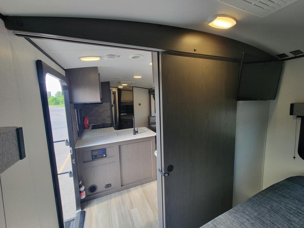 2021 Cruiser 2021 Cruiser MPG Ultra Lite - thumbnail 21