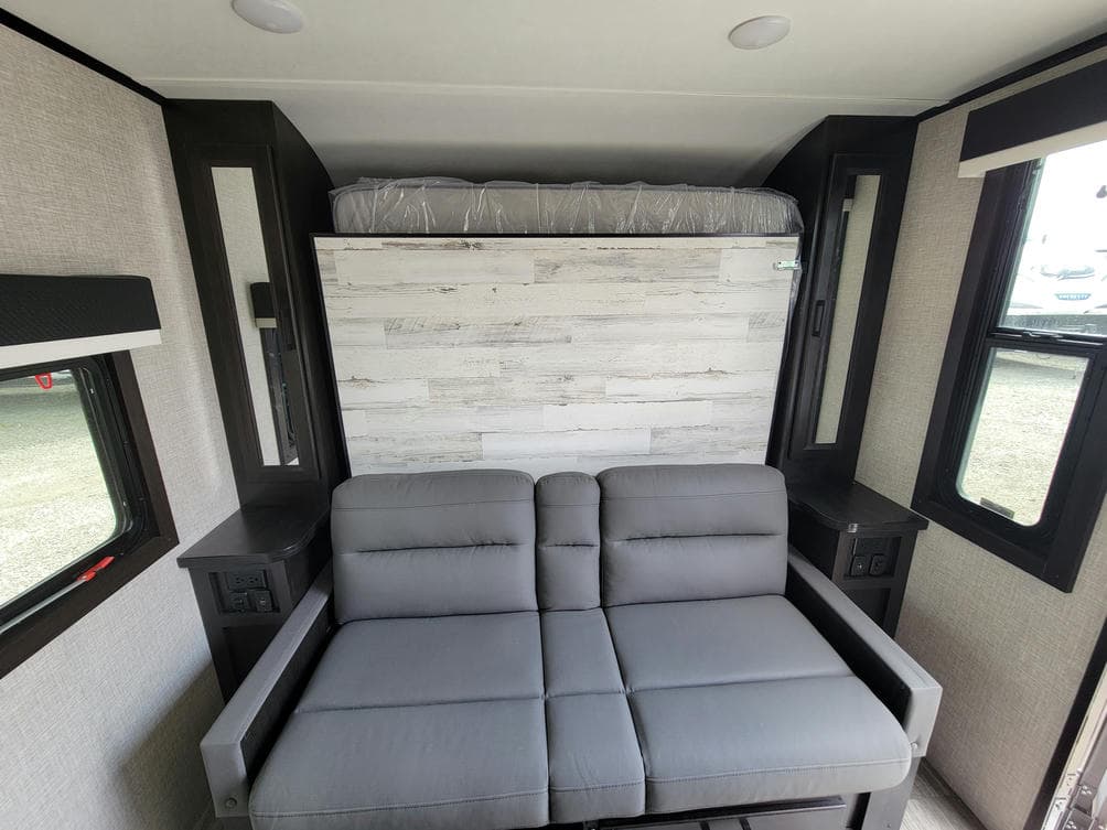 2023 Jayco 2023 Jayco Jay Feather - thumbnail 12