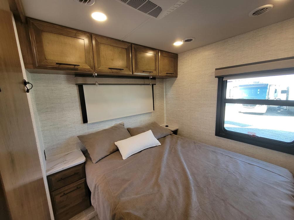 2025 Jayco 2025 Jayco Greyhawk - thumbnail 17