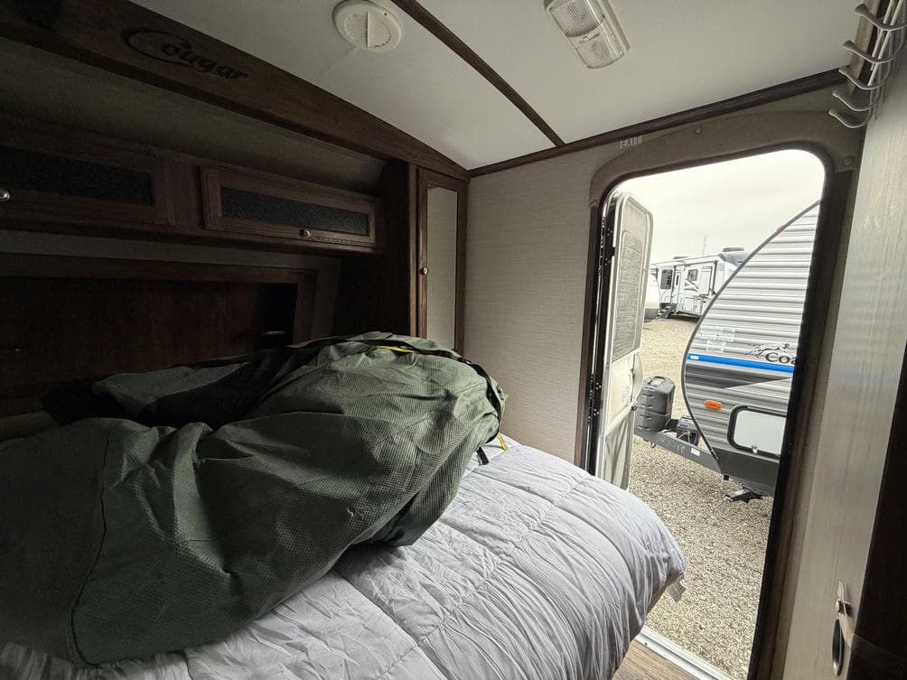 2016 Keystone RV 2016 Keystone RV Cougar - thumbnail 15