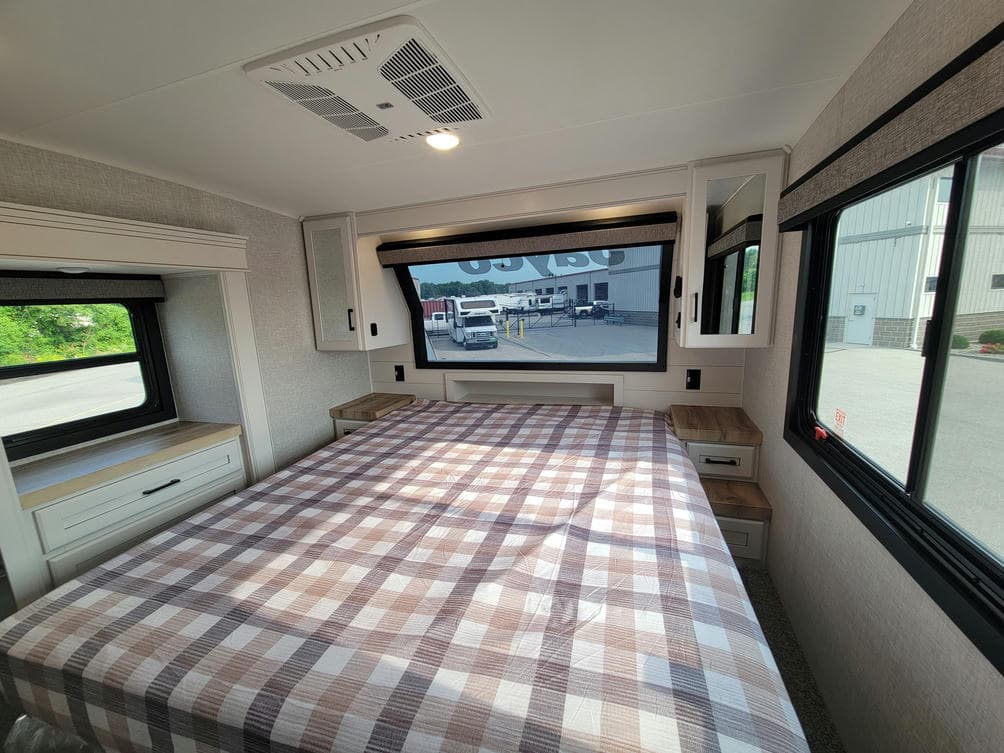 2025 Jayco 2025 Jayco Eagle HT - thumbnail 18