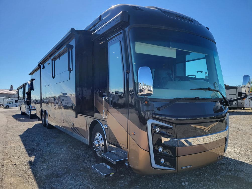 2018 Entegra Coach Aspire 42DEQ