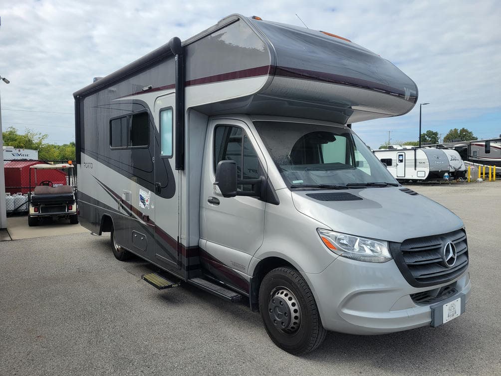 2020 Winnebago Porto 24P