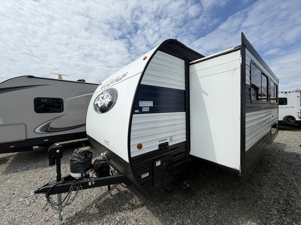 2024 Forest River 2024 Forest River Cherokee Wolf Pup - thumbnail 6