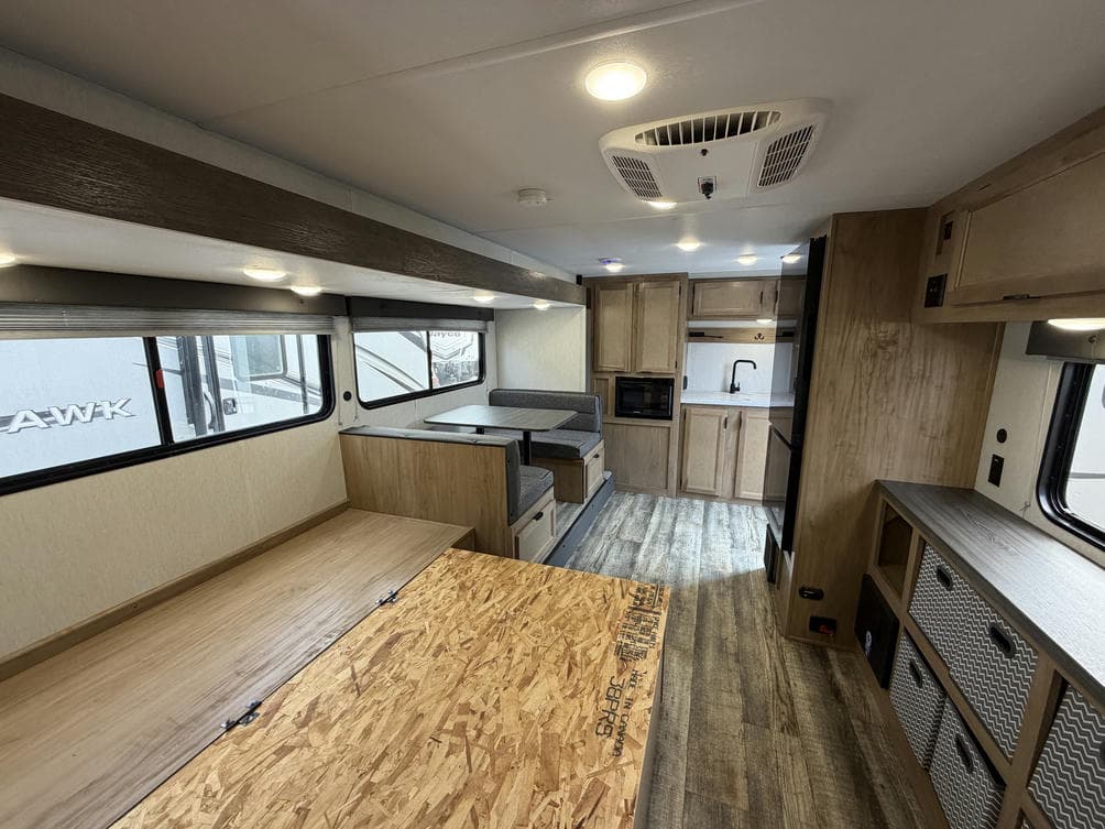 2024 Forest River 2024 Forest River Cherokee Wolf Pup - thumbnail 8