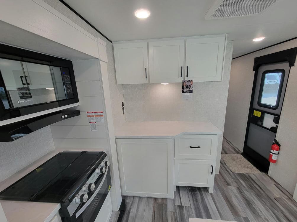 2025 Jayco 2025 Jayco Jay Flight SLX - thumbnail 13