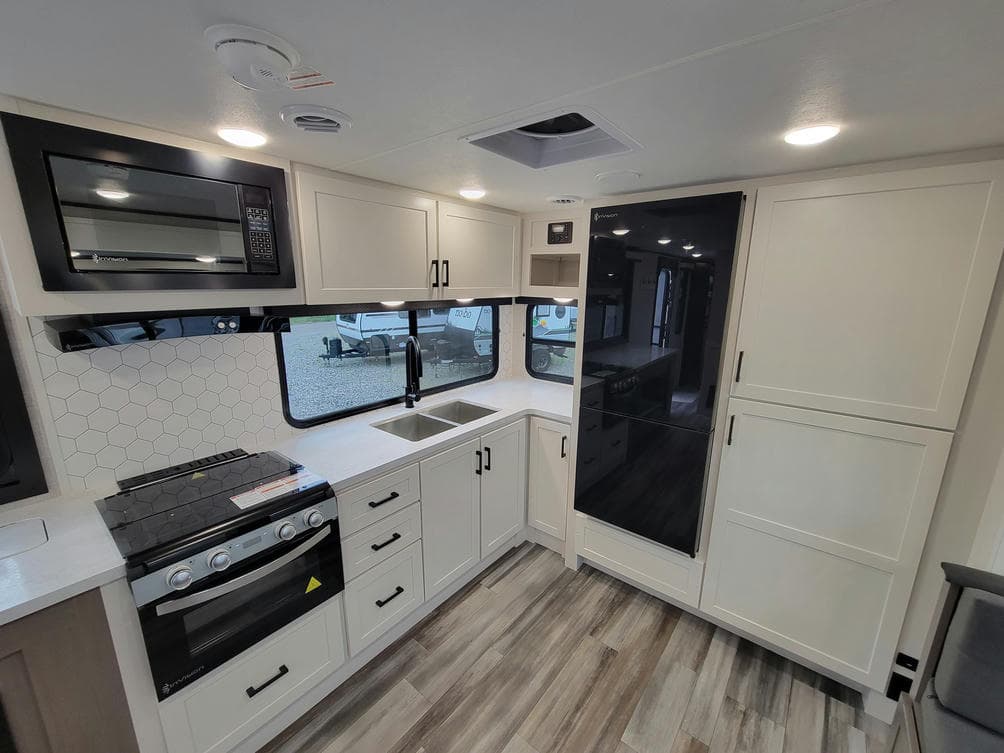 2025 Jayco 2025 Jayco Jay Feather - thumbnail 10