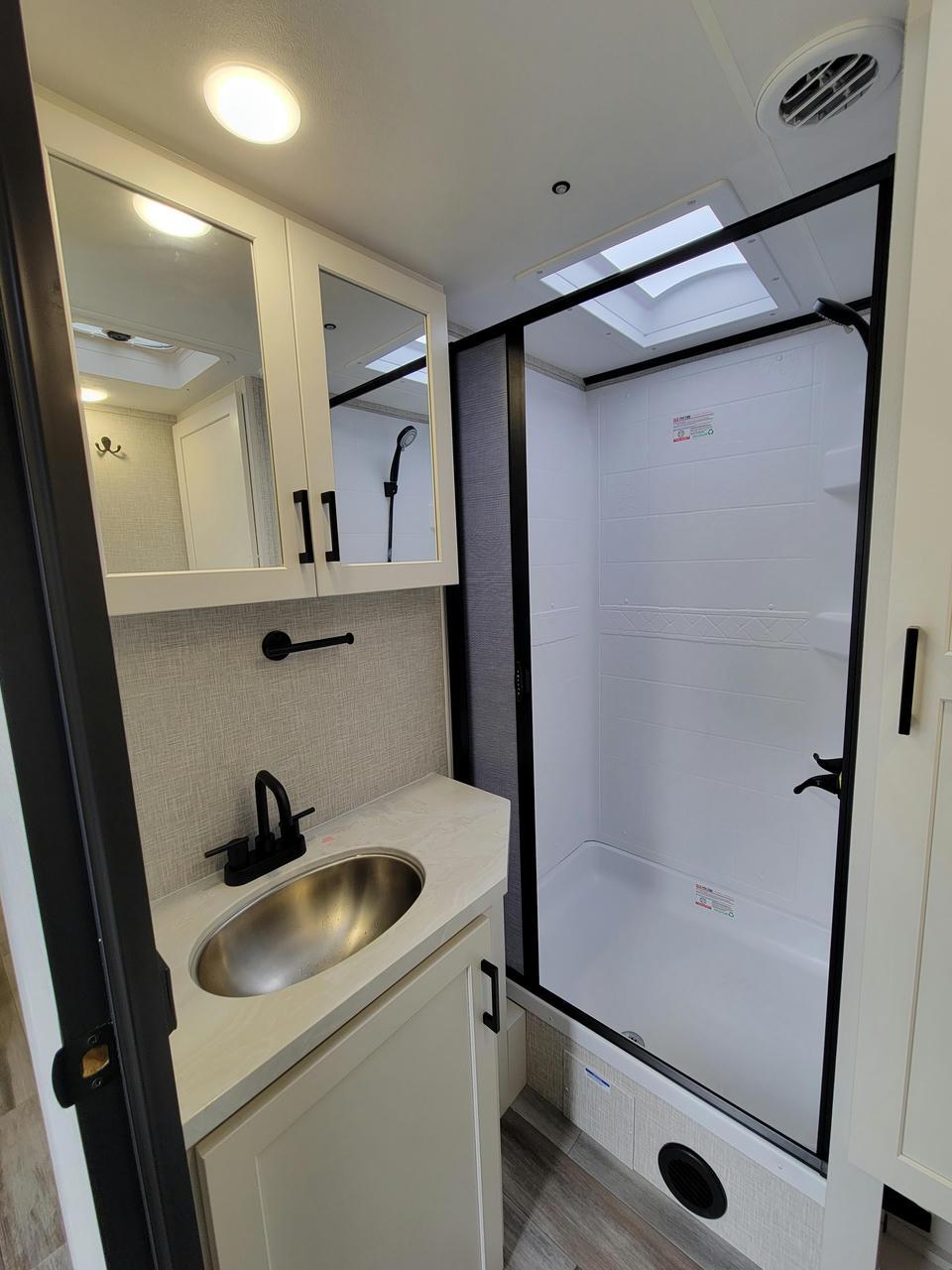 2025 Jayco 2025 Jayco Jay Feather - thumbnail 14