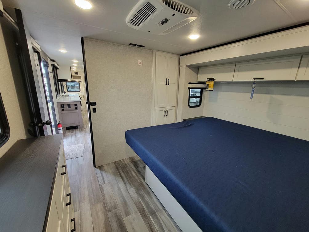 2025 Jayco 2025 Jayco Jay Feather - thumbnail 17