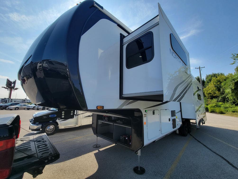 2026 Jayco 2026 Jayco North Point - thumbnail 10