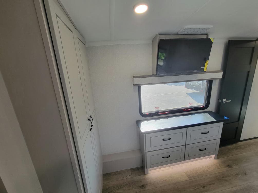 2026 Jayco 2026 Jayco North Point - thumbnail 21