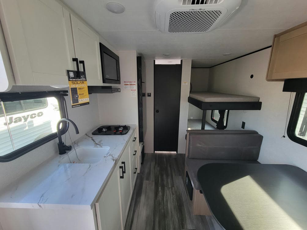 2026 Jayco 2026 Jayco Jay Flight SLX - thumbnail 8