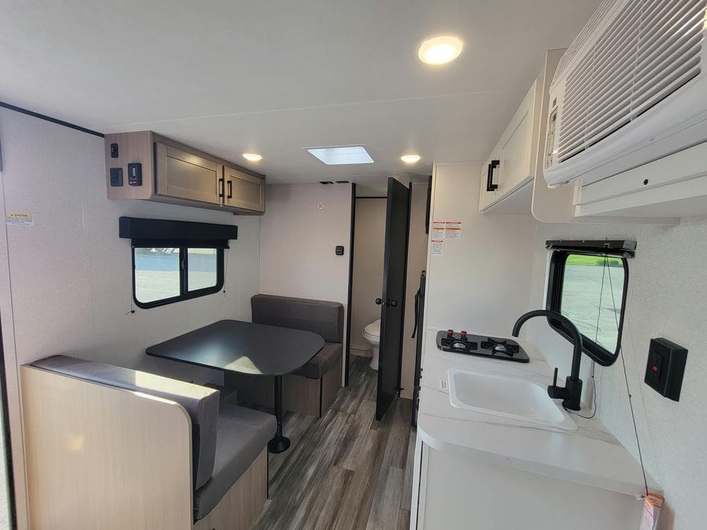 2026 Jayco 2026 Jayco Jay Flight SLX - thumbnail 10