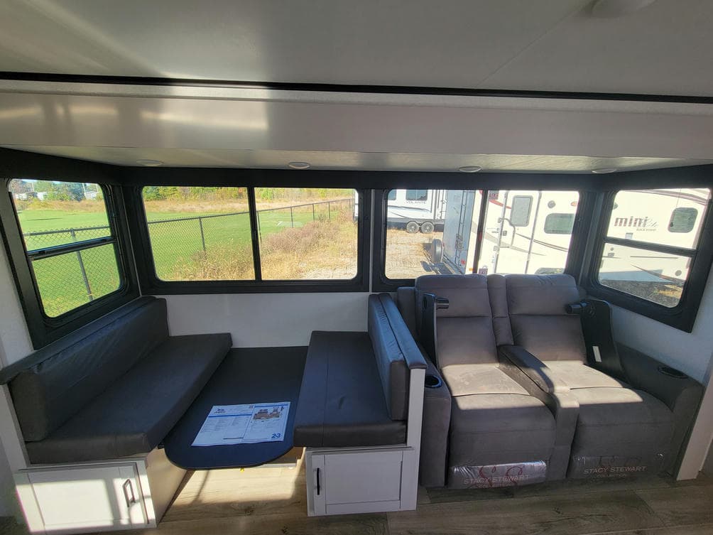 2026 Jayco 2026 Jayco Jay Feather - thumbnail 11