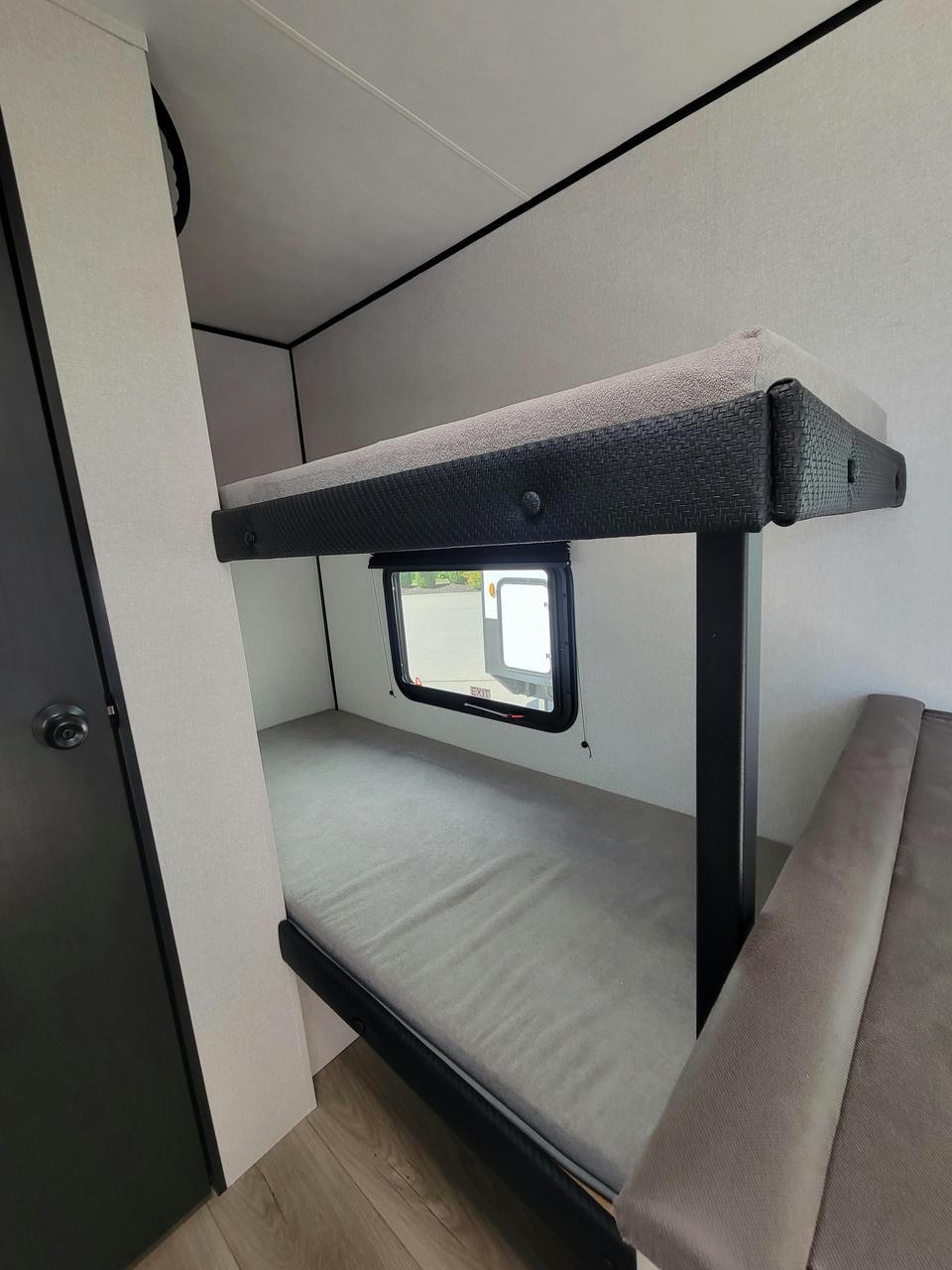 2026 Jayco 2026 Jayco Jay Feather Air Sl - thumbnail 10