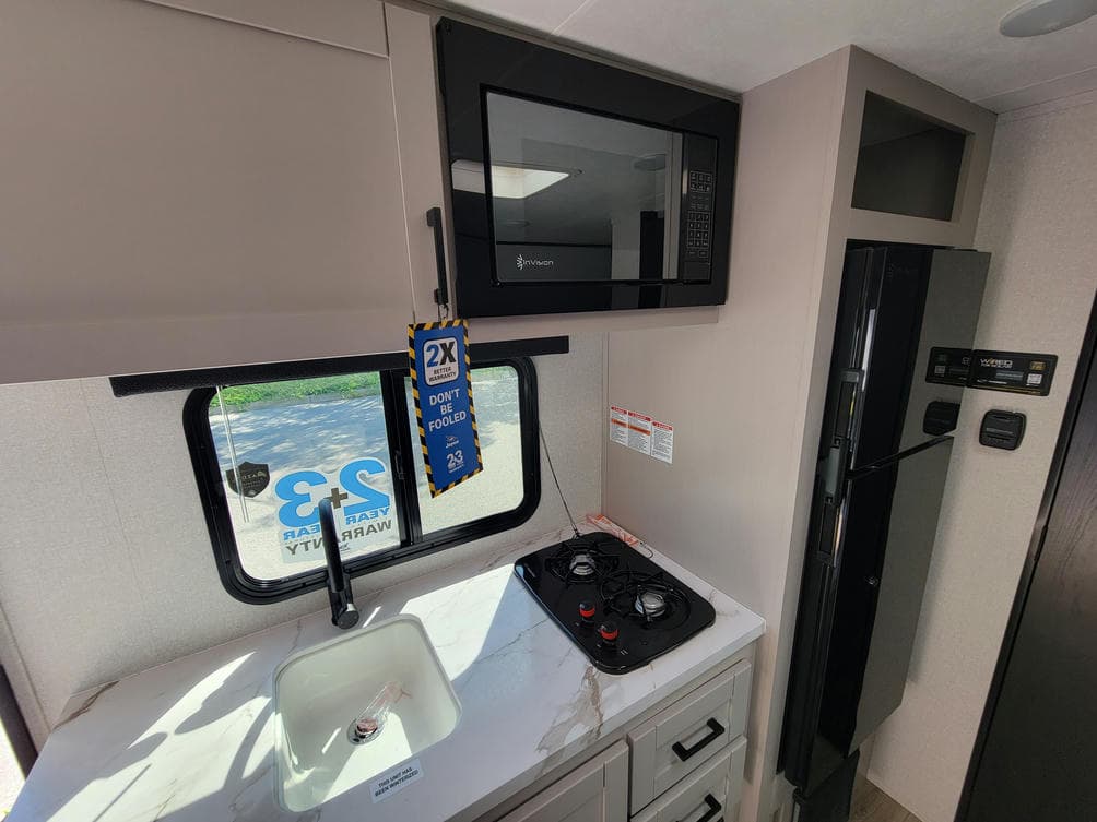 2026 Jayco 2026 Jayco Jay Feather Air Sl - thumbnail 12