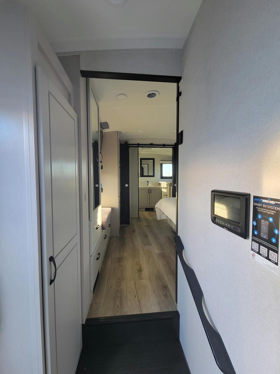 2026 Jayco 2026 Jayco North Point - thumbnail 21