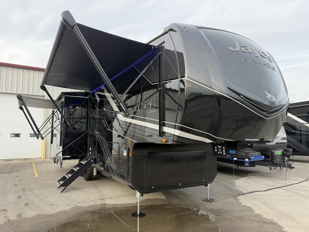 2026 Jayco Pinnacle 32RLTS